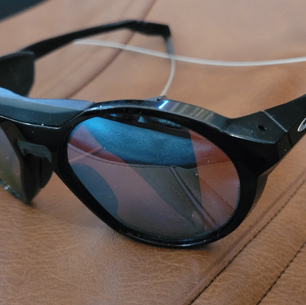 Oakley Sunglasses with protective case